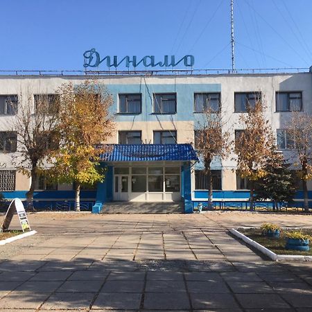 Dinamo Hotel Gomel Eksteriør billede