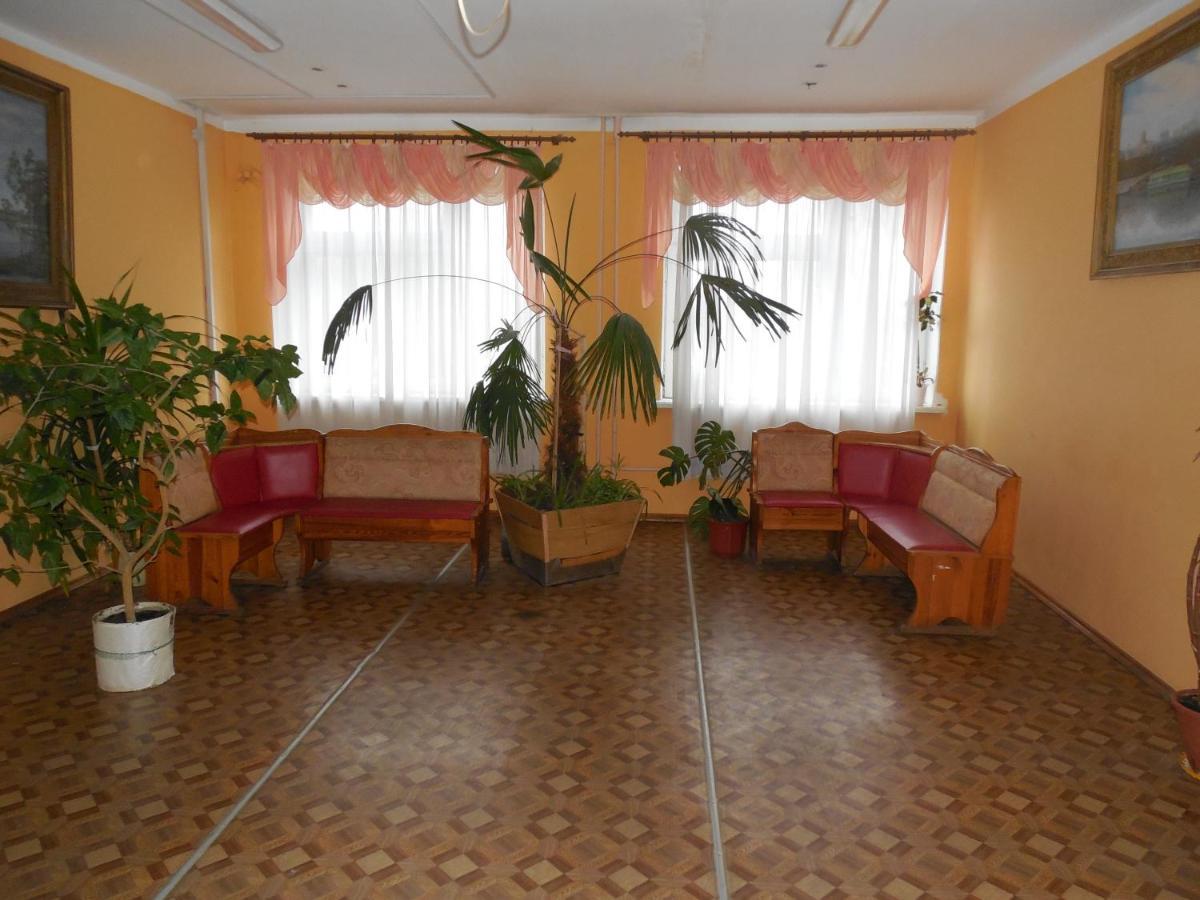 Dinamo Hotel Gomel Eksteriør billede